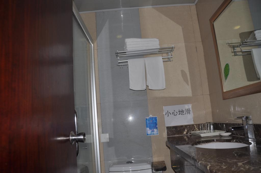 Hua Du Hotel גווילין מראה חיצוני תמונה